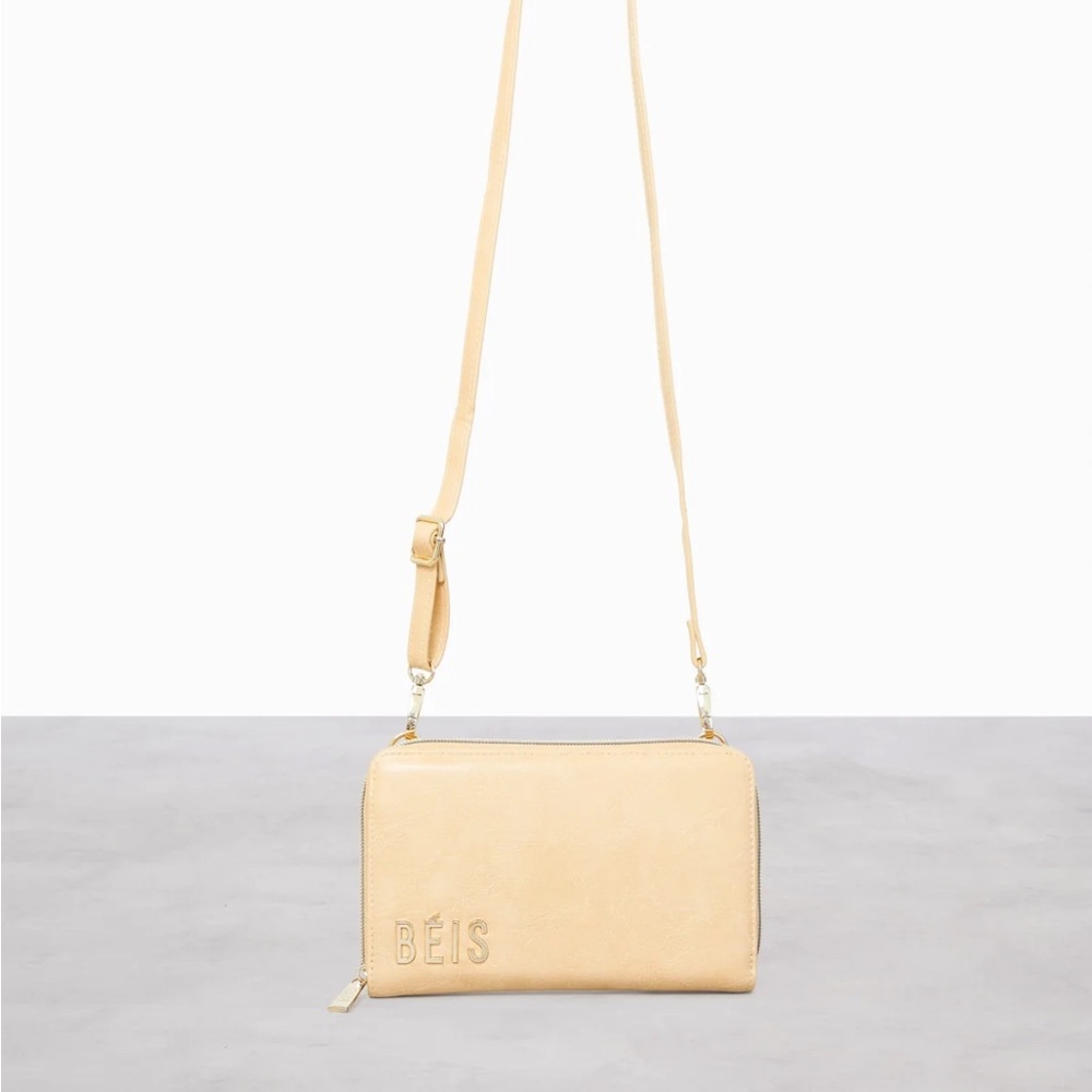 Beis travel wallet beige